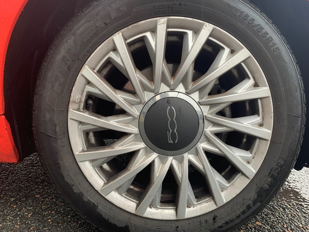 Fiat 500 85 ch | LOUNGE | Uconnect Radio 5" NAV LIVE | Radar de stationnement AR | Toit panoramique