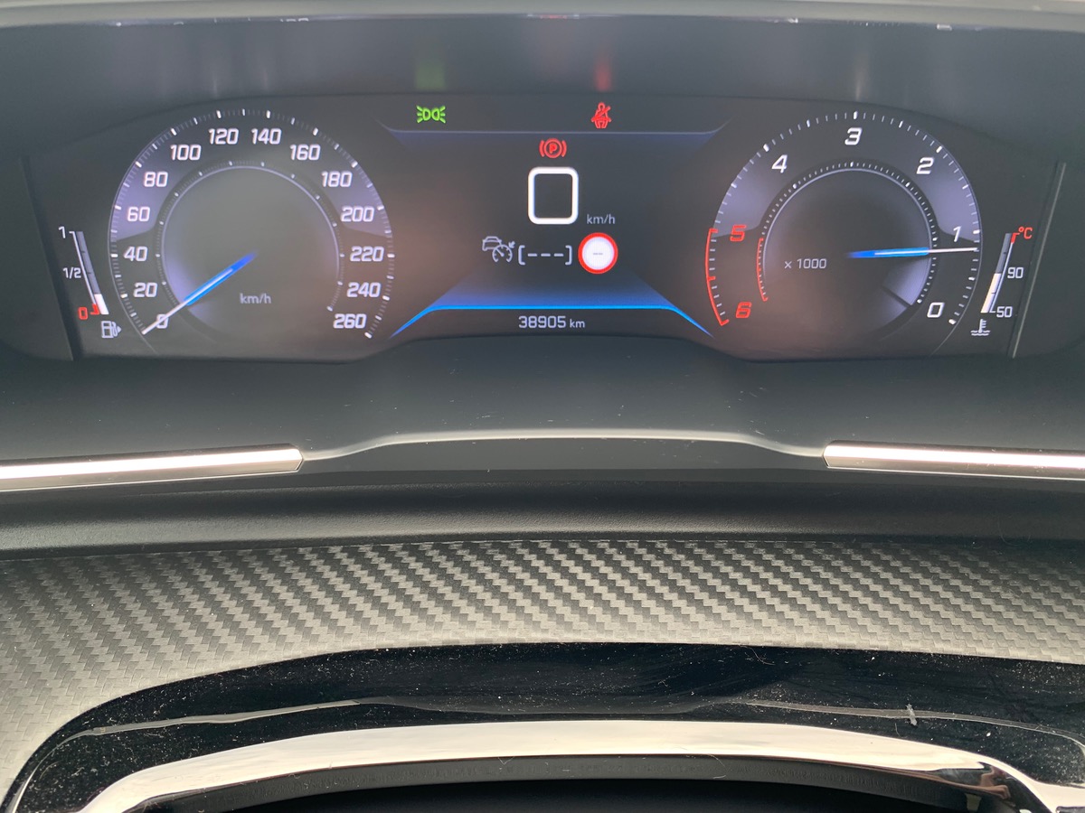 Peugeot 508 SW 130 ch | ALLURE | Caméra de recul | Mirror Screen | Système contrôle des angles morts