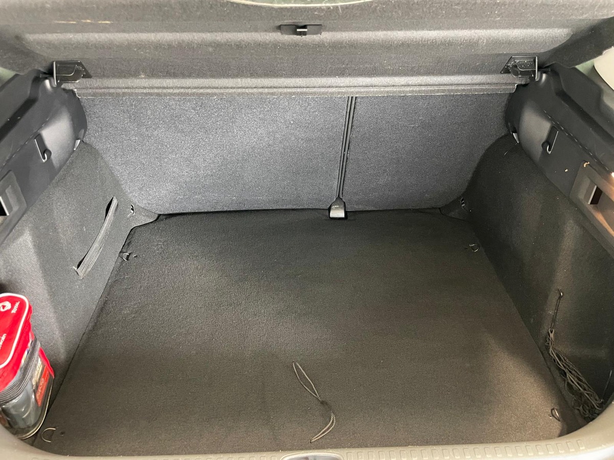 Citroën C4 1.6 Bhdi 100 MILLENIUM