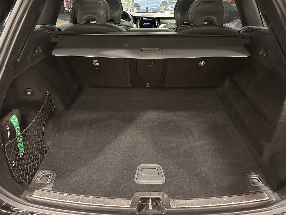 Volvo XC60 Phase 2 2.0 B4 D 197 cv R-DESIGN AWD - 1ère Main FR - Suivi Full Concession
