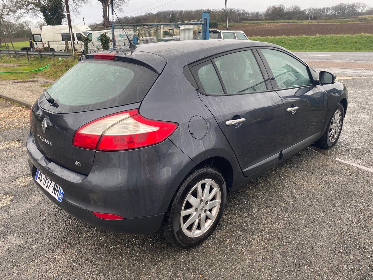 RENAULT Megane 1.5 dci 110cv dynamique 315060km