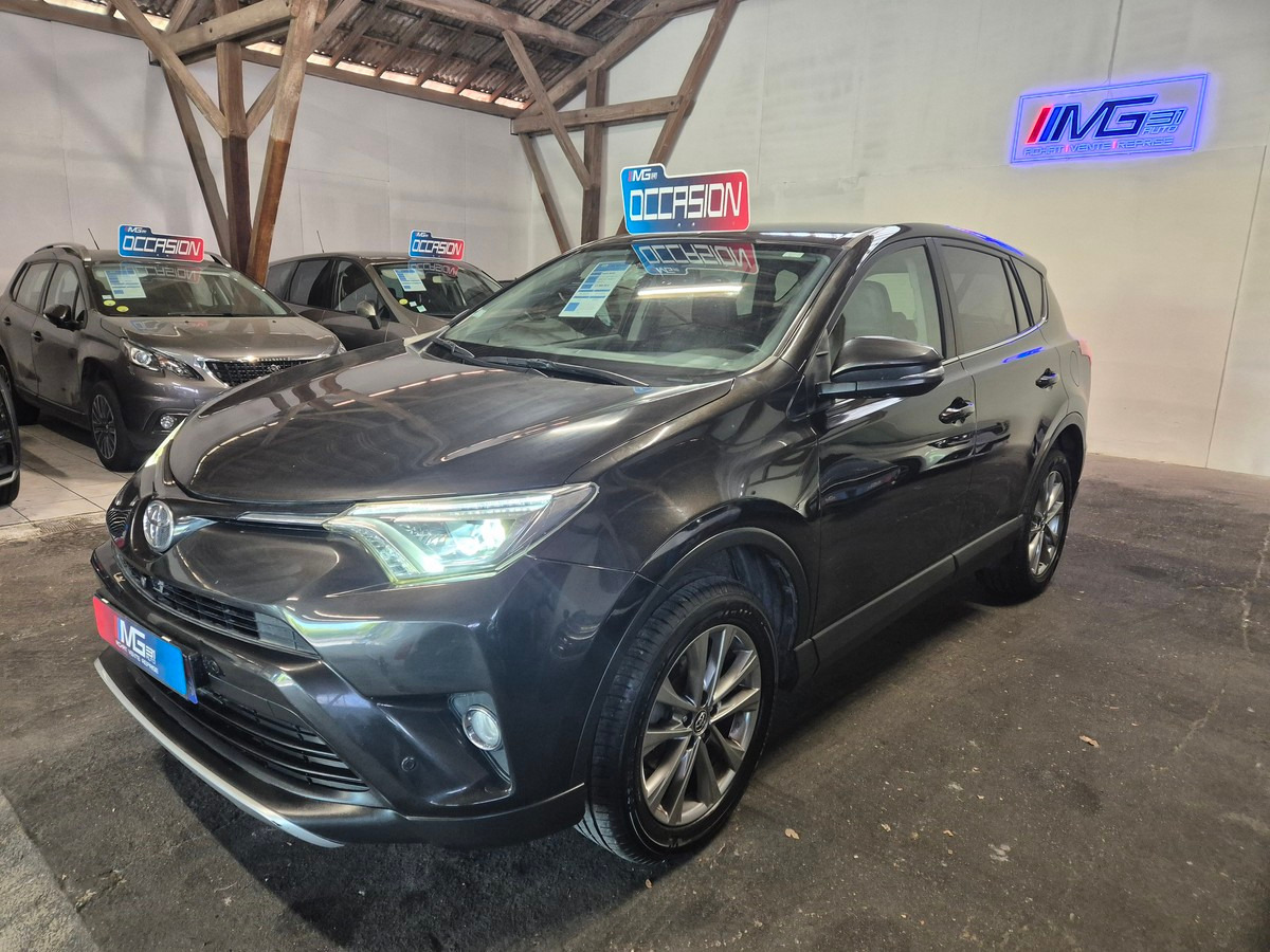 Toyota RAV4 2.0 D4D 2WD 143CV PACK LOUNGE Bien équipé (en préparation)