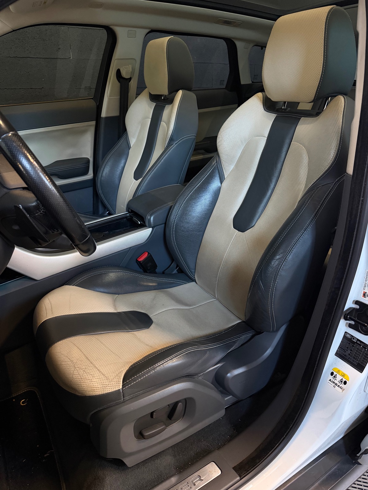 Land-Rover Range Rover Evoque 2.2 TD4 150 BVA DYNAMIC