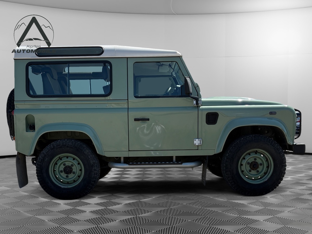 Land-Rover Defender 3  2.2 TD 122 HERITAGE EDITION