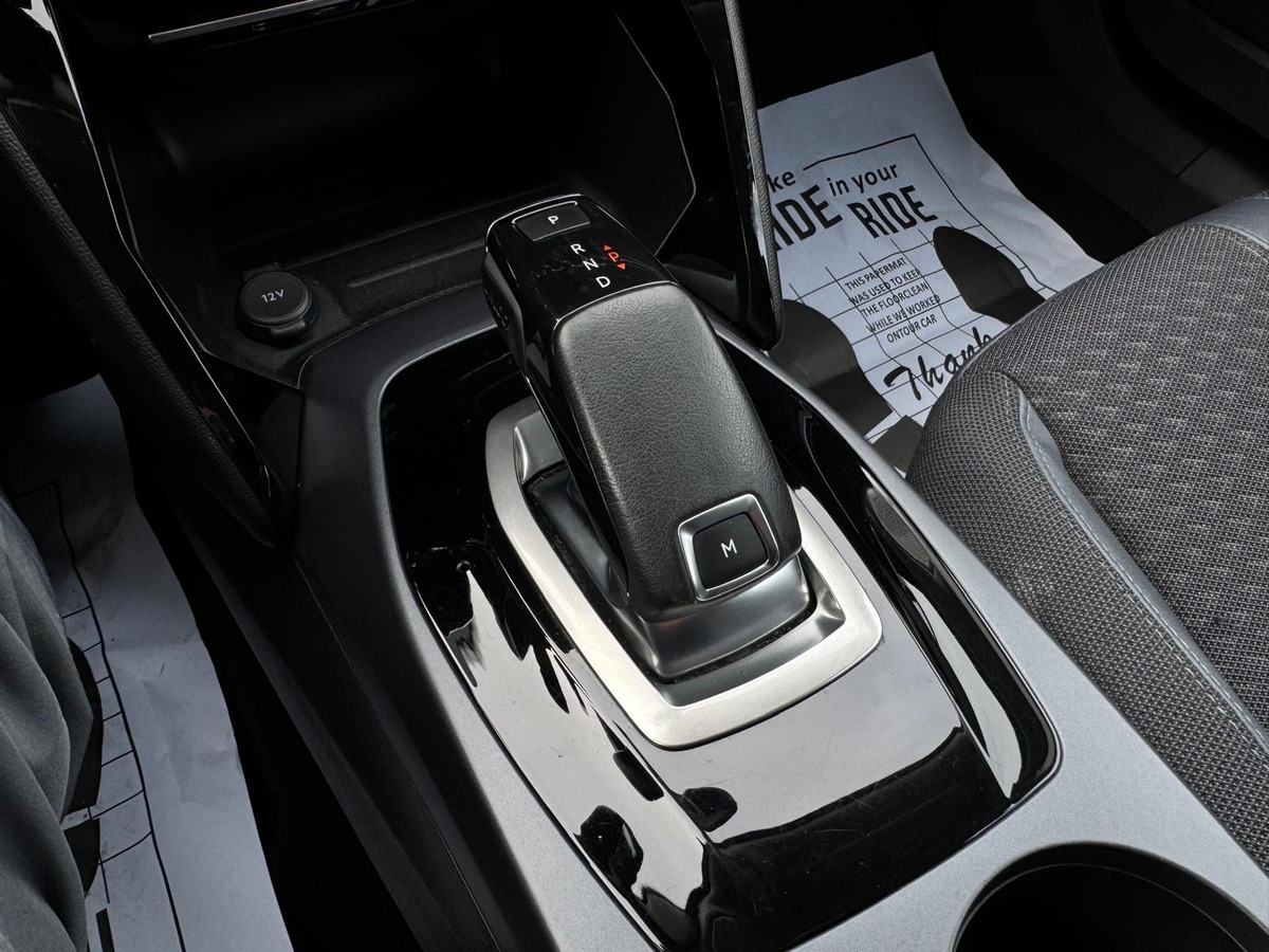 Peugeot 2008 BlueHDi 130 S&S EAT8 Allure