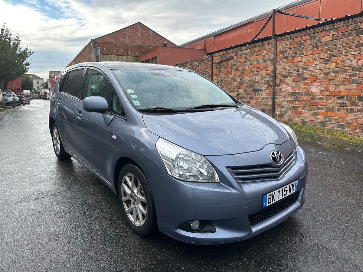 Toyota Verso 2.0 D-4D 126 CV édition 4XCARTE 
