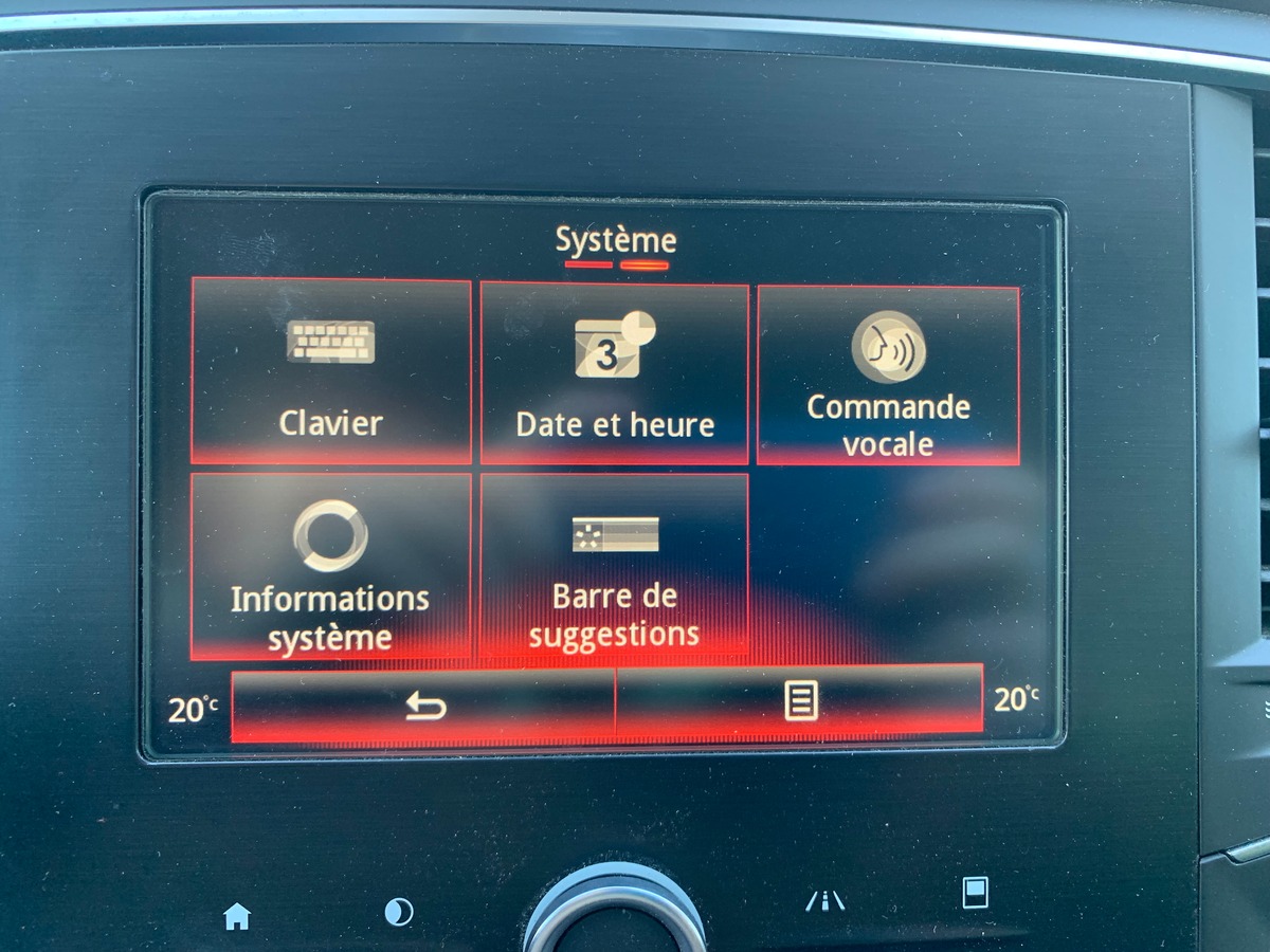 RENAULT Megane IV 110 ch | Business | Régulateur de vitesse | GPS | Boite automatique | Roue secours
