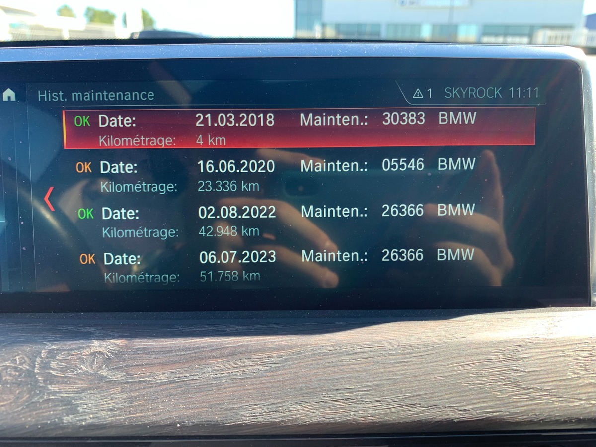 Bmw X1 231 ch | X-Line | xDrive | Caméra de recul | GPS | Attelage | Affichage tête haute | Cuir