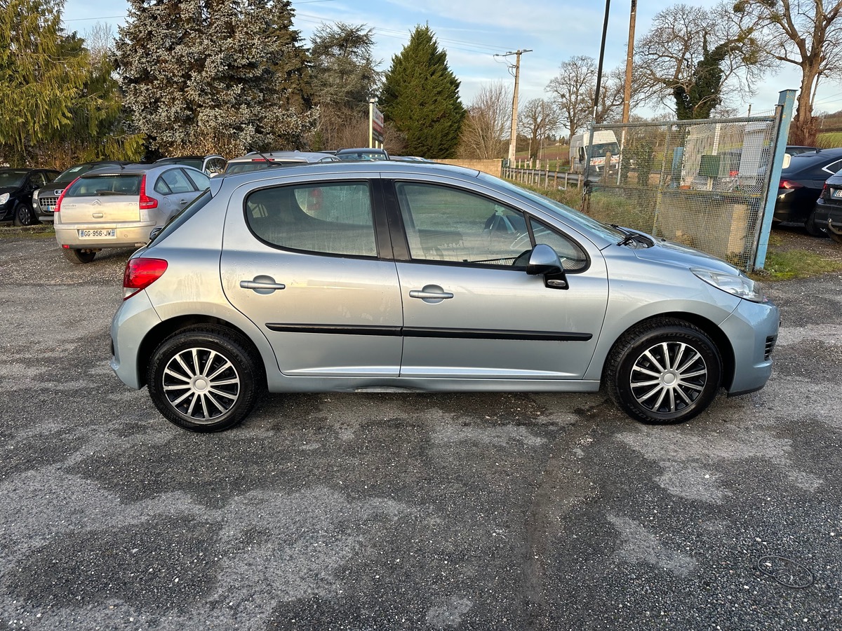 Peugeot 207 1.4 hdi 70cv phase 2 173100km
