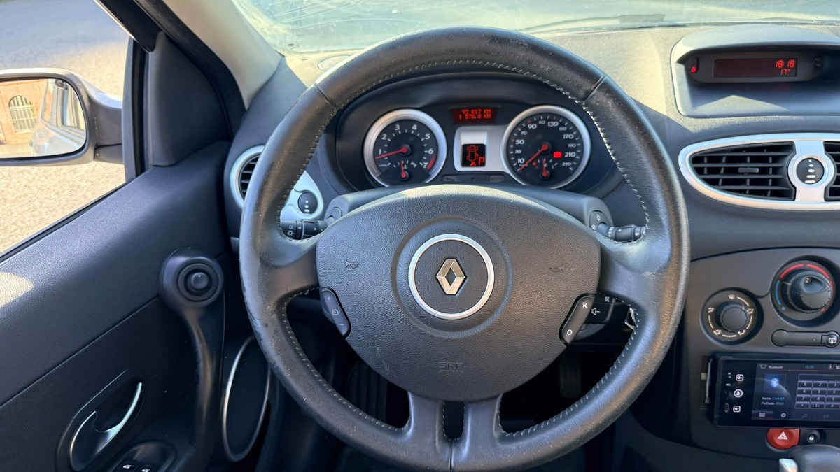 RENAULT Clio III 1.6 110cv Dynamique confort - Boite automatique - Garantie