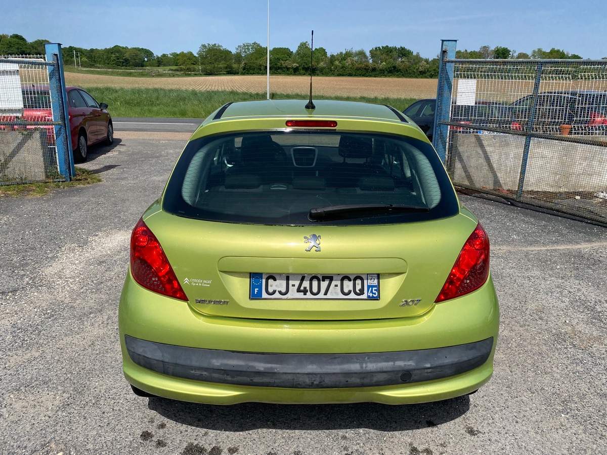 Peugeot 207 1.4 90cv 157041km urban 5 places 