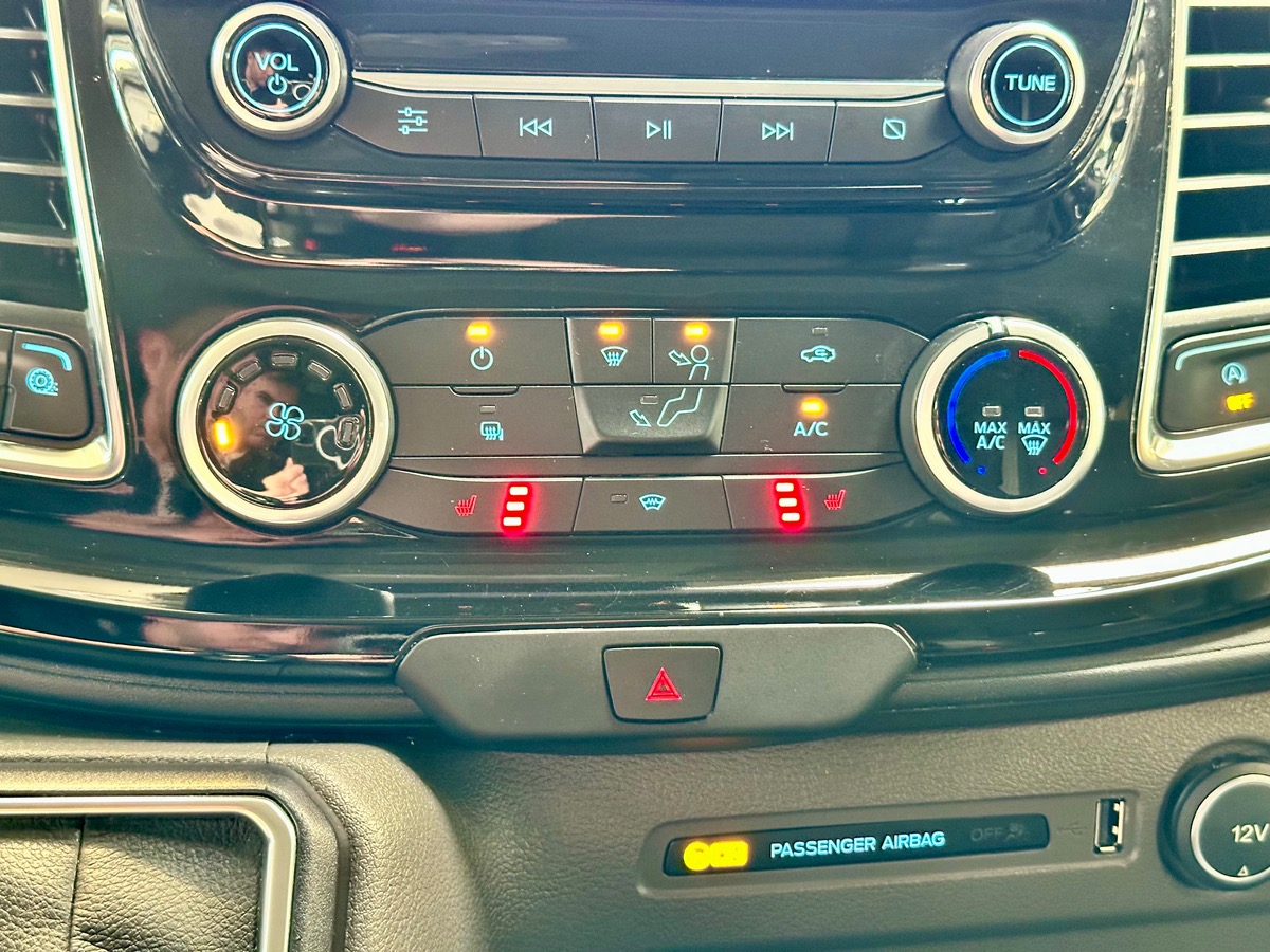 Ford Custom (2) 2.0 Ecoblue 170 Limited 6 Places L1H1 300 BVA6 d