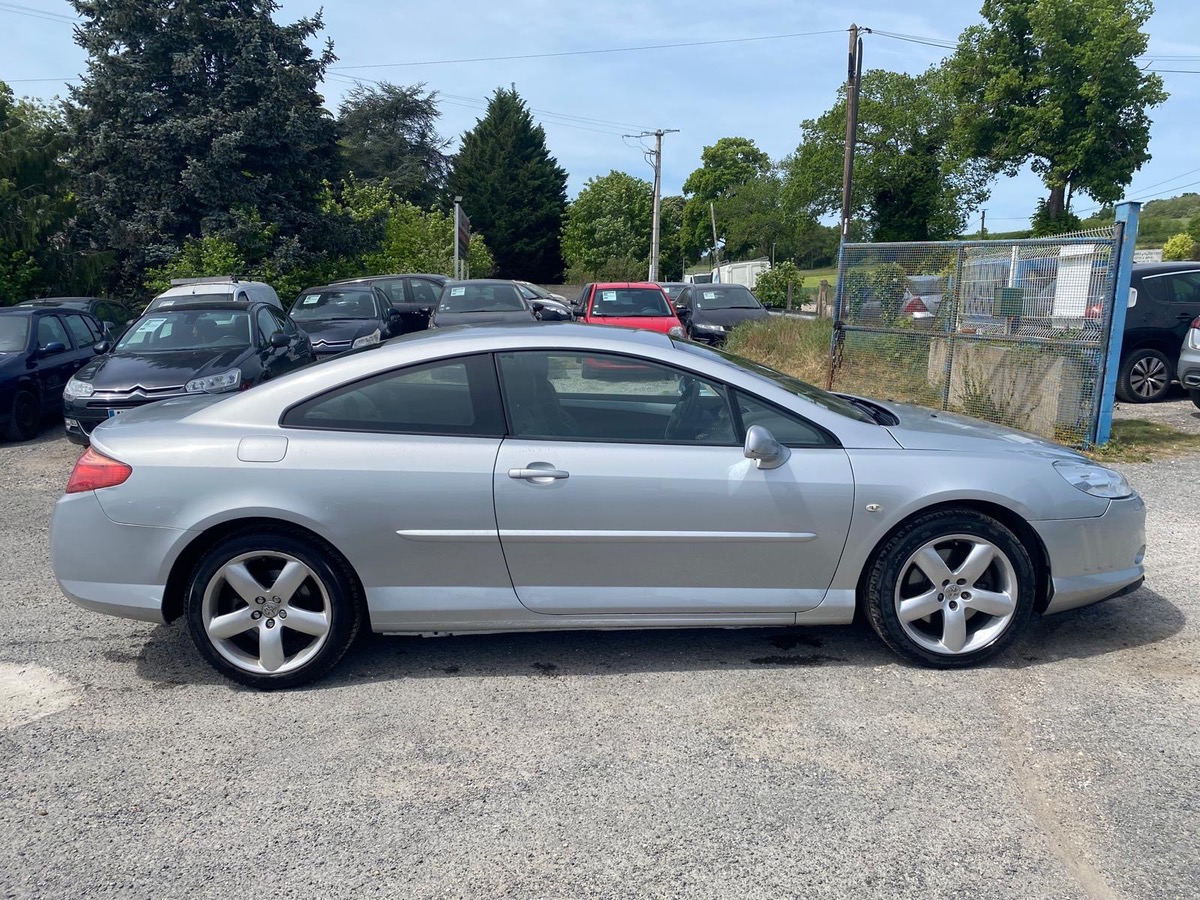 Peugeot 407 Coupe 2.7 v6 hdi 204cv griffe faible kilométrage d’origine 