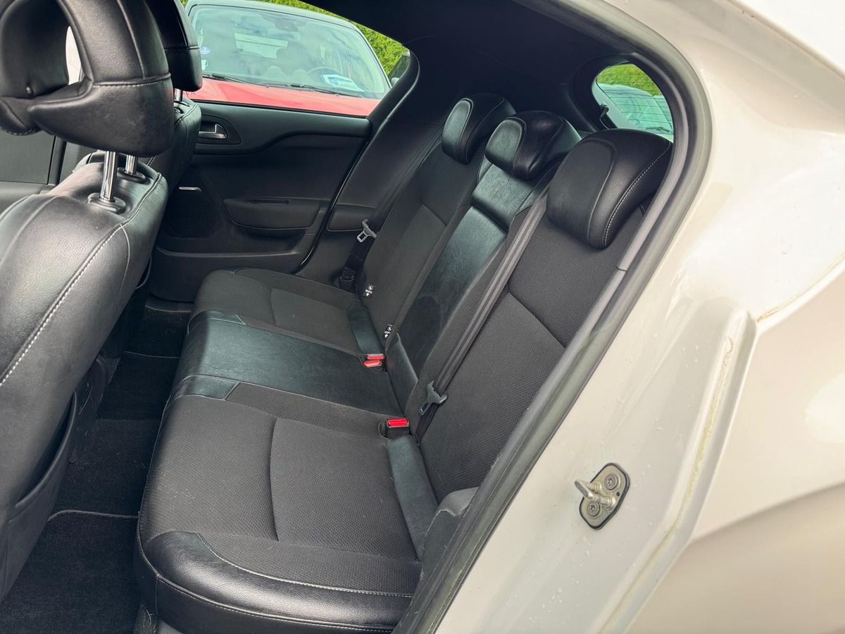 Citroën DS4 2.0L HDI 136 Electro shot BVM6