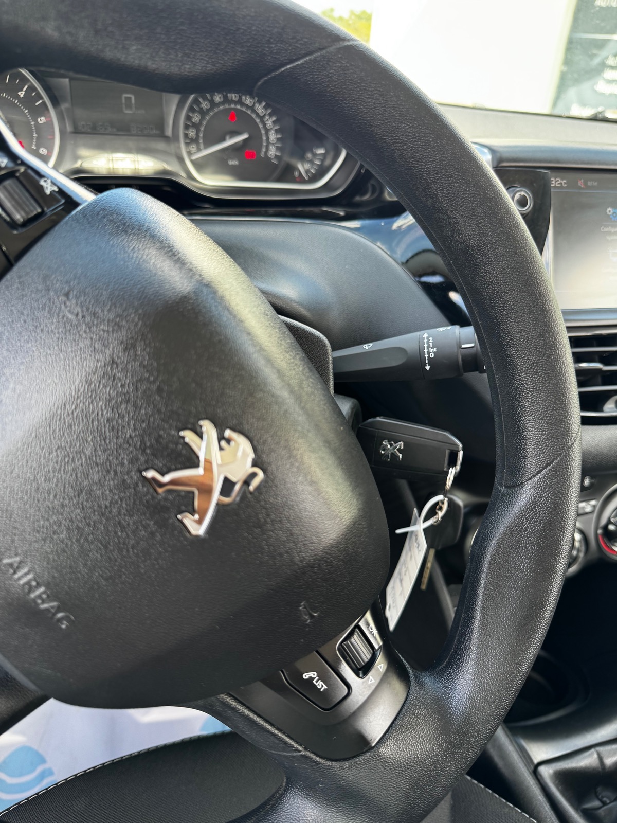 Peugeot 208 1.6 Bluehdi 75 CV ACTIVE BVM5