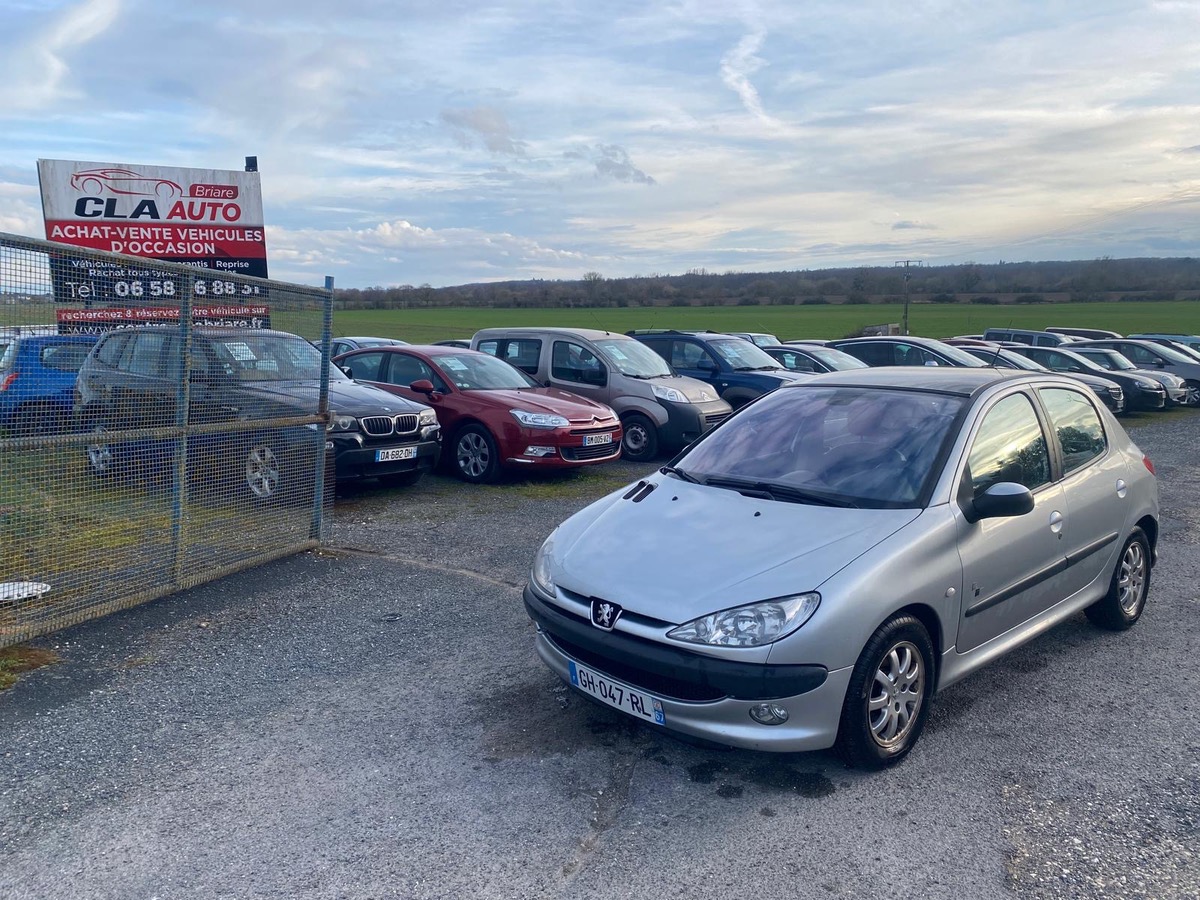 Peugeot 206 1.6i 110cv boite auto 3990eu