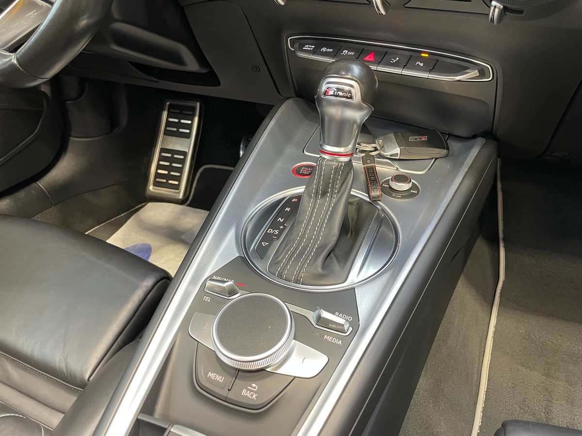 Audi TTS Série 3 ROADSTER 2.0L TFSI QUATTRO S-TRONIC 310 - ENTRETIEN CONSTRUCTEUR x