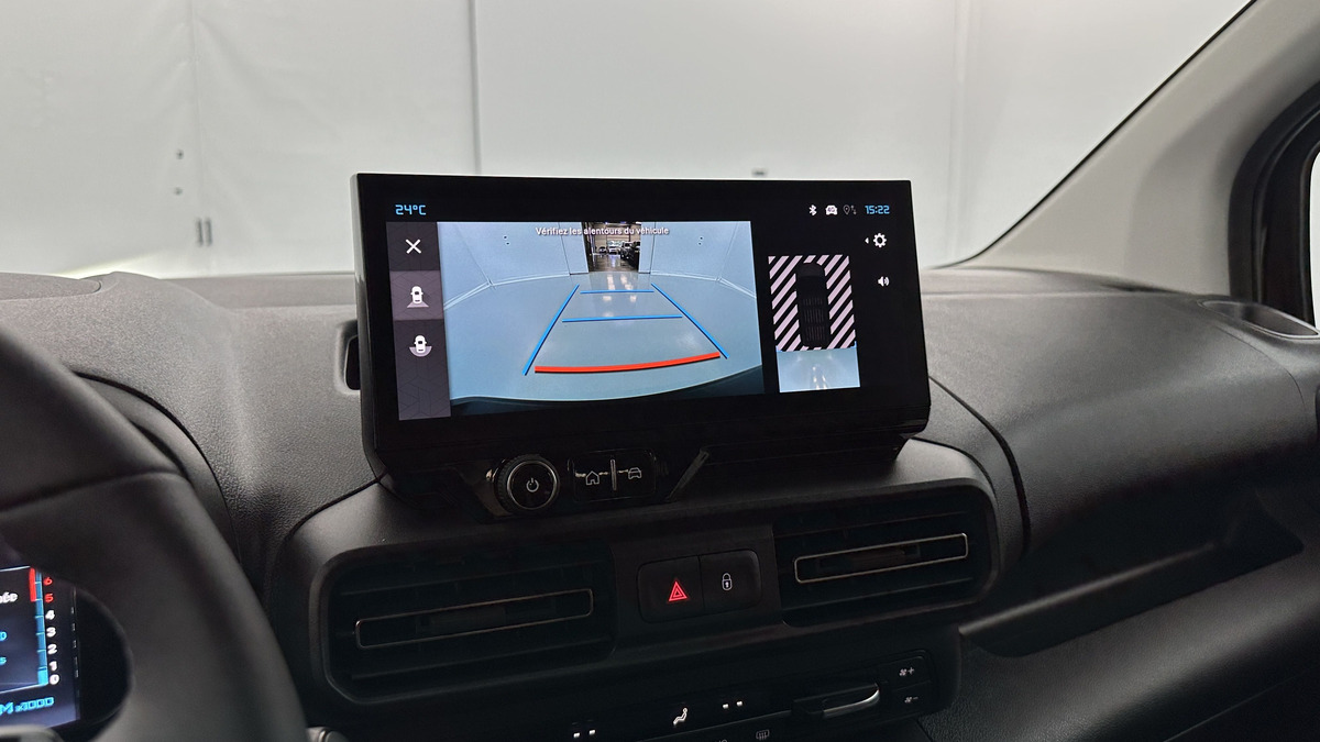 Citroën Berlingo M 1.5 BlueHDi 130chevaux Plus EAT8 | Écran central numérique TFT de 10'' | Capucine