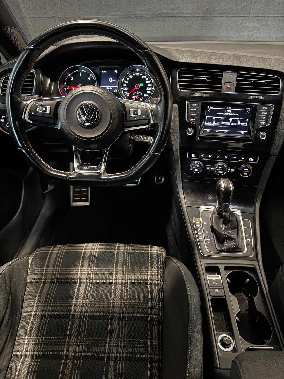 Volkswagen Golf VII GTD 2.0 TDI 184 DSG6