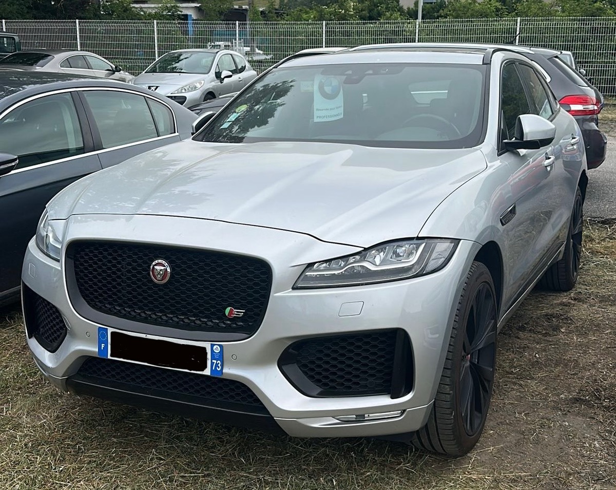Jaguar JAGUAR F-PACE