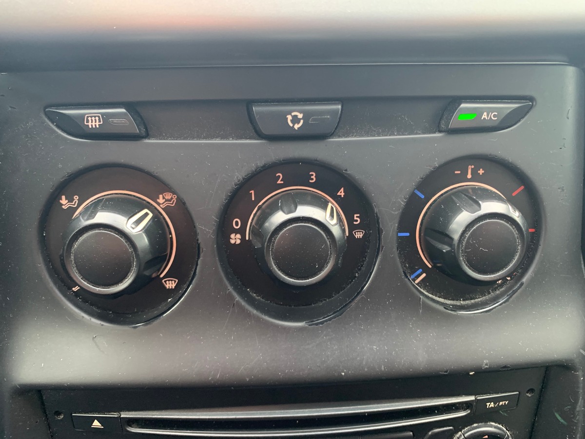 Citroën C3 68 ch | 2 Places | Régulateur de vitesse | Climatisation | Roue de secours homogène 15"