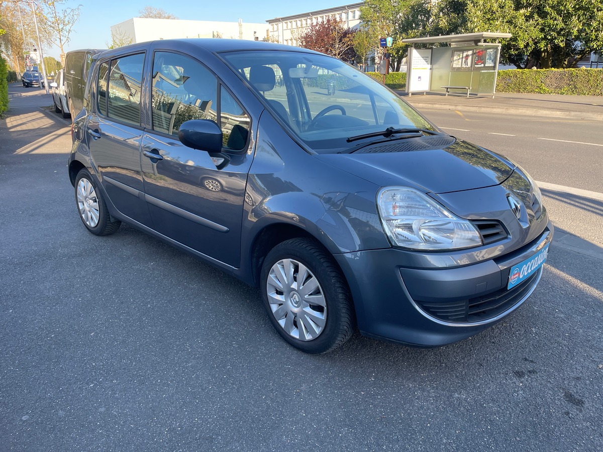 RENAULT Modus 1.2 16V 75 EXPRESSION 5P