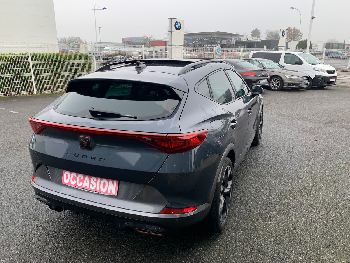 Cupra FORMENTOR E-HYBRID 204 | Business Edition | Cuir | Apple Car Play | Toit ouvrant panoramique