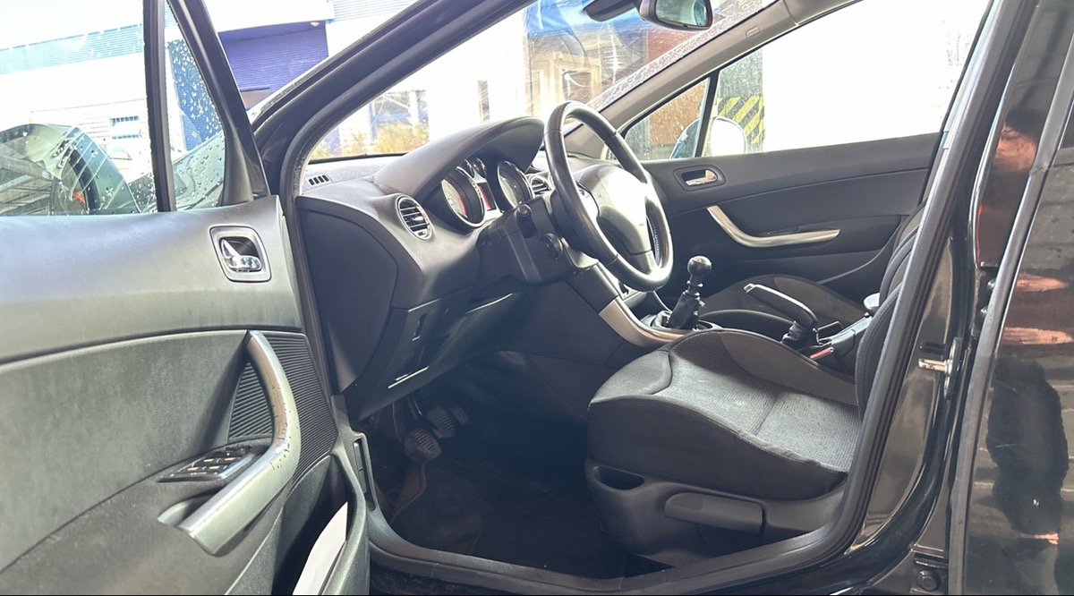 Peugeot 308 1.6 hdi