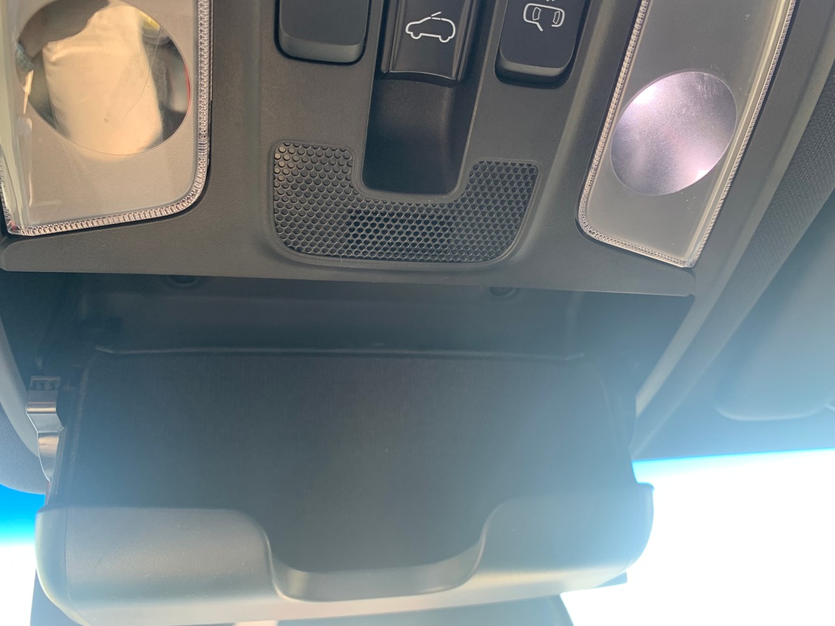 Kia Sportage 136 | GT LINE | Toit panoramique | Caméra recul | GPS | Régulateur vitesse | Attelage
