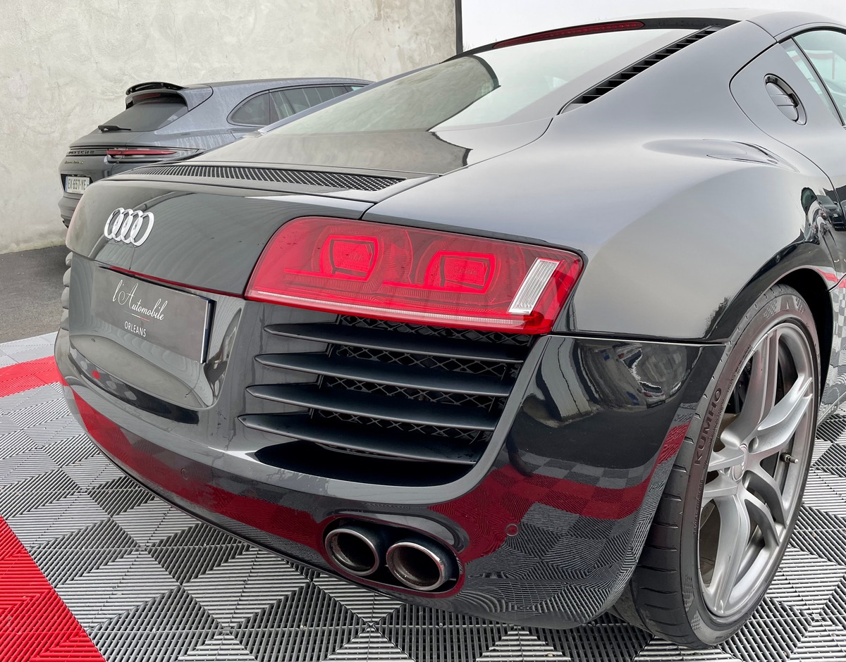 Audi R8 V8 4.2 430 Quattro R-Tronic 6 Carbon f