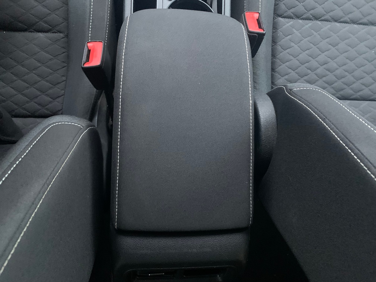 Volkswagen Touran 115 | Connect | 7 Places | Caméra recul | GPS | Bluetooth | Régulateur vitesse