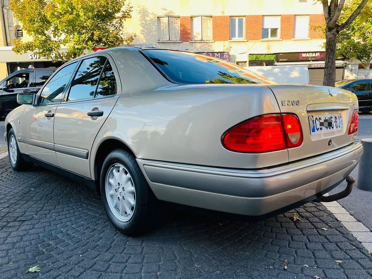 Mercedes-Benz Classe E Elégance - 200 CDI 102 cv BVA5 – Reprise Possible - 4xCb