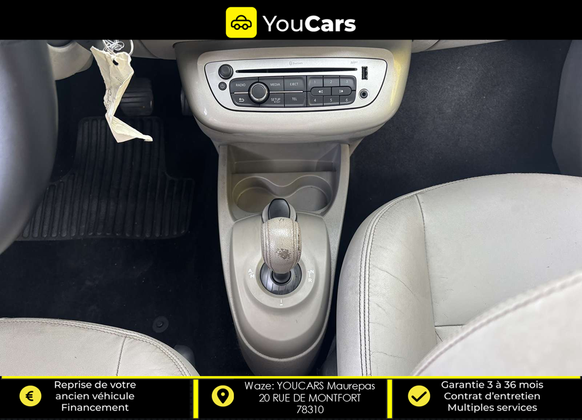 RENAULT Twingo 2 II Phase  1.2 i Quickshift 75 cv Boîte auto INITIALE PARIS