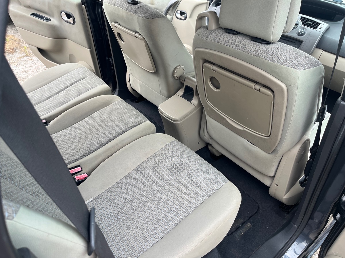 RENAULT Grand Scenic 1.5 dci 7 PLACES 