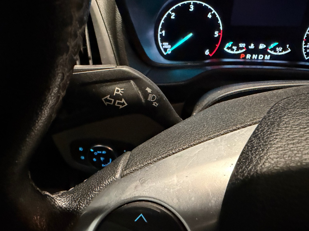 Ford T.CONNECT transit Connect 120 ch BVA 5 Places Long Boite Automatique / Double porte latéral