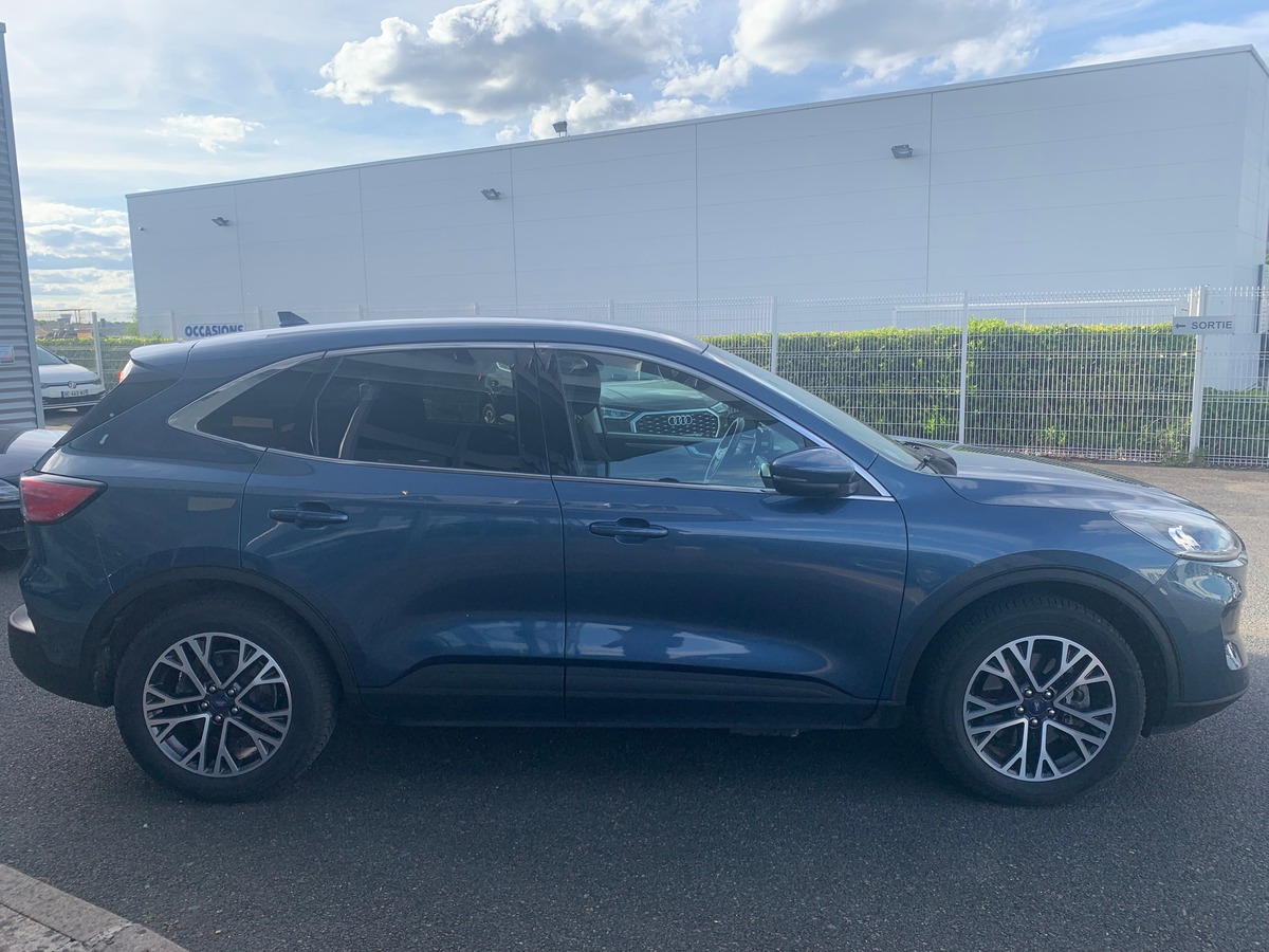 Ford Kuga 225 ch | 2.5 PHEV | Titanium | Apple car Play | Radar de stationnement avant et arriére