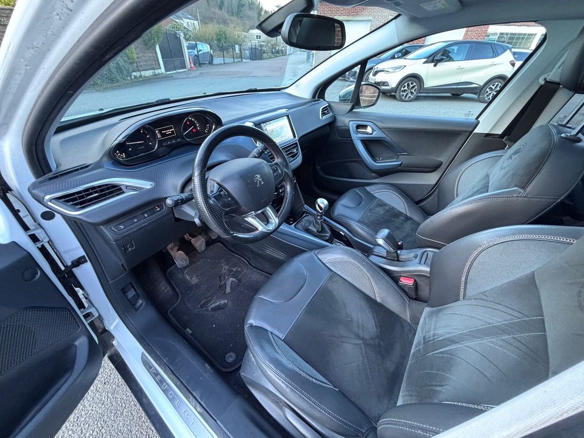 Peugeot 2008 1.6 e-HDi Crossway - Révisé - Garantie