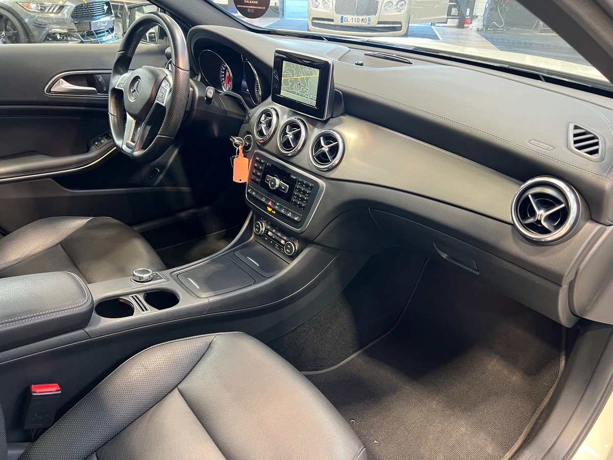 Mercedes-Benz Classe GLA 250 i 211 FASCINATION AMG 4MATIC 7G-DCT