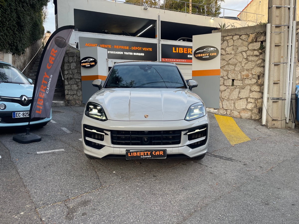 Porsche Cayenne Coupé E hybrid 3.0 i V6 470 304 CV / Echappement Sport / Jantes Spyder/ Pack Chrono