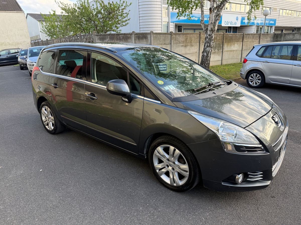 Peugeot 5008 1.6 HDI 115 CV 7 place style 4XCBL