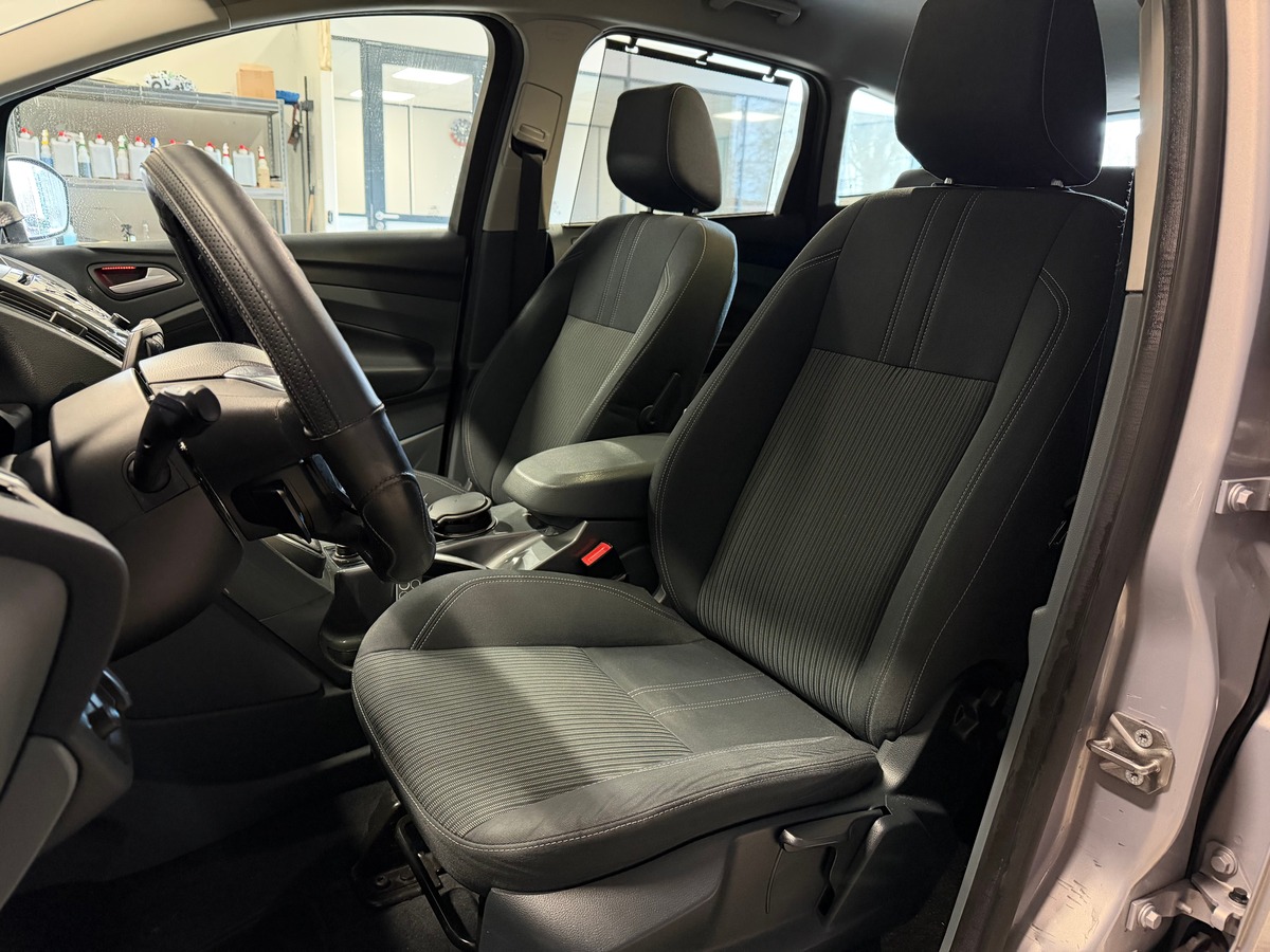 Ford C-max 2.0 tdci 140 Ch Titanium Kit Distribution Ok / Hayon Electrique