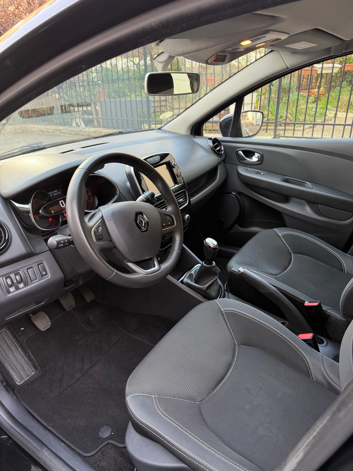 RENAULT Clio IV 1.5 DCI Business