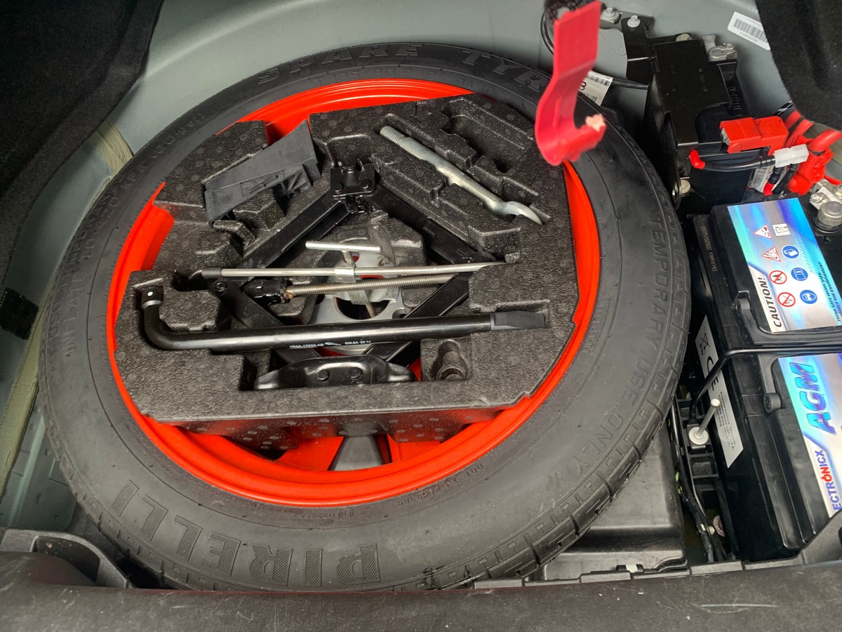 Jaguar XF 240 ch | V6 | R-Sport | Caméra recul | Sièges sport | Régulateur vitesse | GPS | Bluetooth