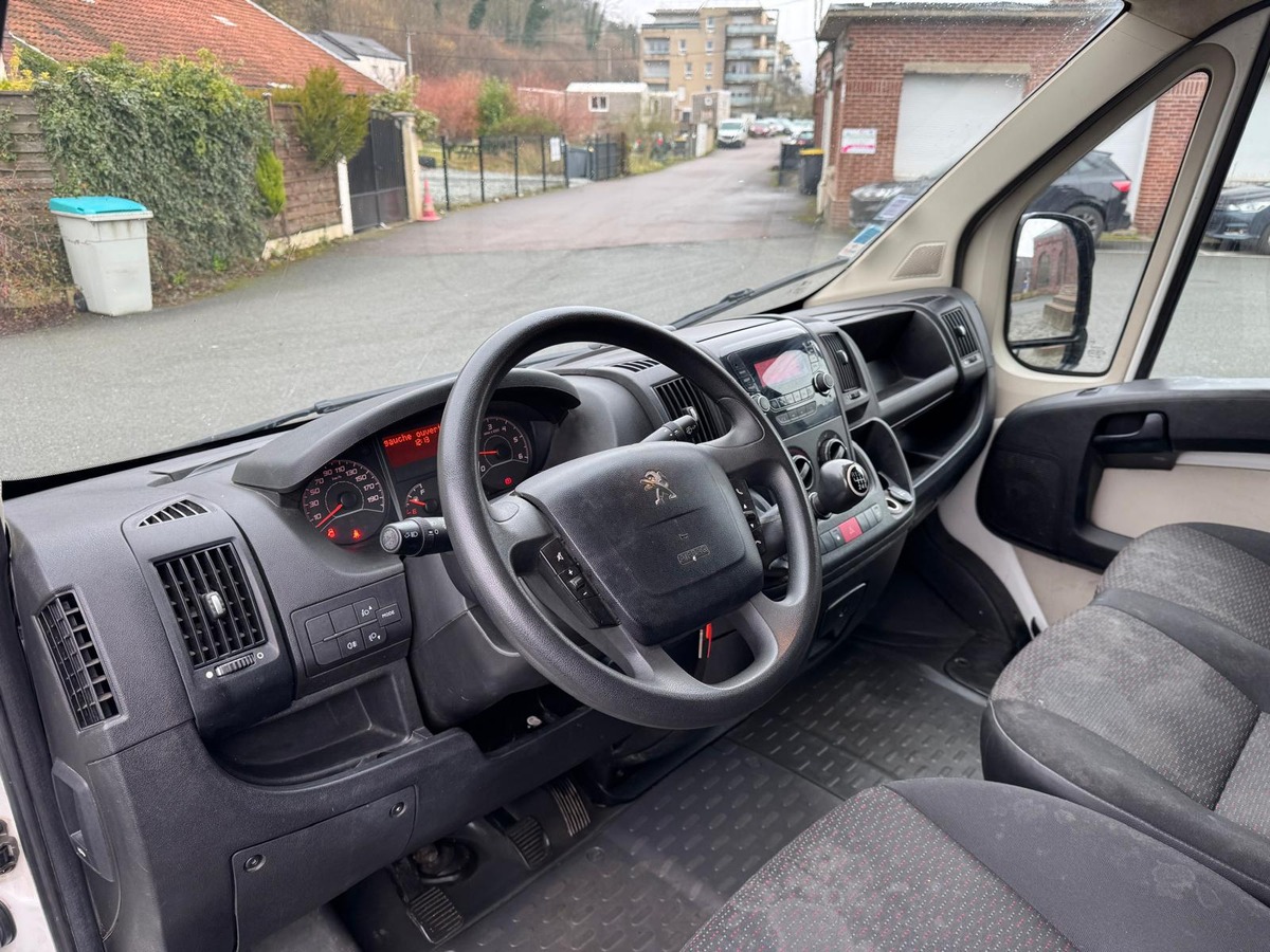 Peugeot Boxer 2.0 Blue-HDi 330 L1H1 Pro BlueHDi 110 - Révisé - Garantie