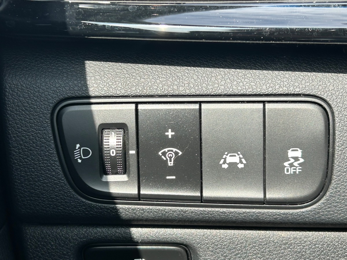 Kia Niro ACTIVE | Attelage amovible | Caméra de recul | Assistance de maintient de trajectoire