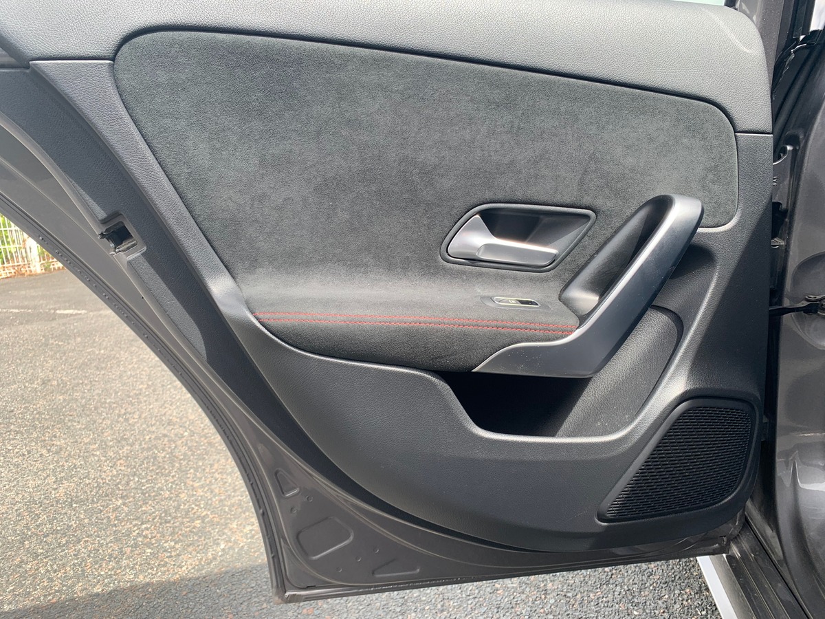 Mercedes-Benz Classe A 150 ch | Amg Line | Eclairage d'ambiance | Siéges chauffants | Caméra recul