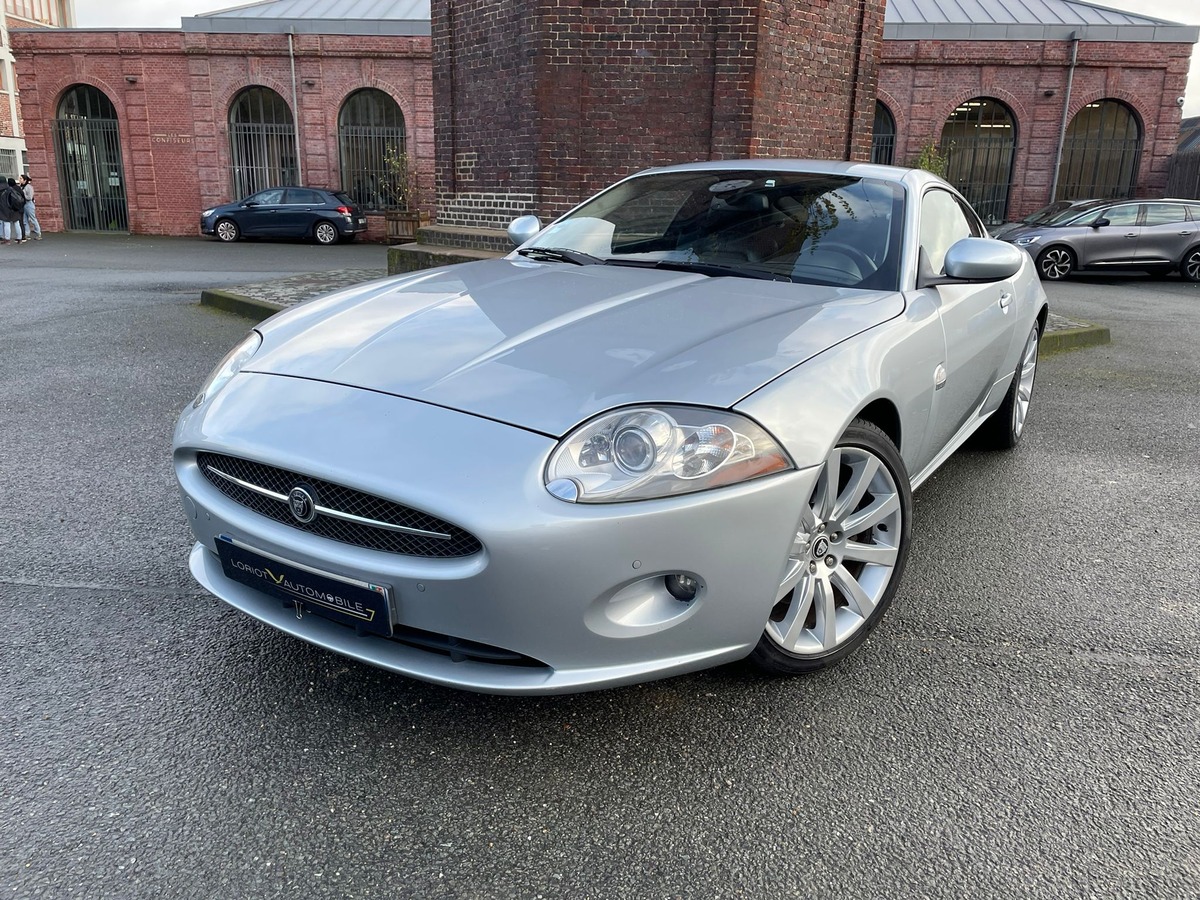 Jaguar XK V8 4.2