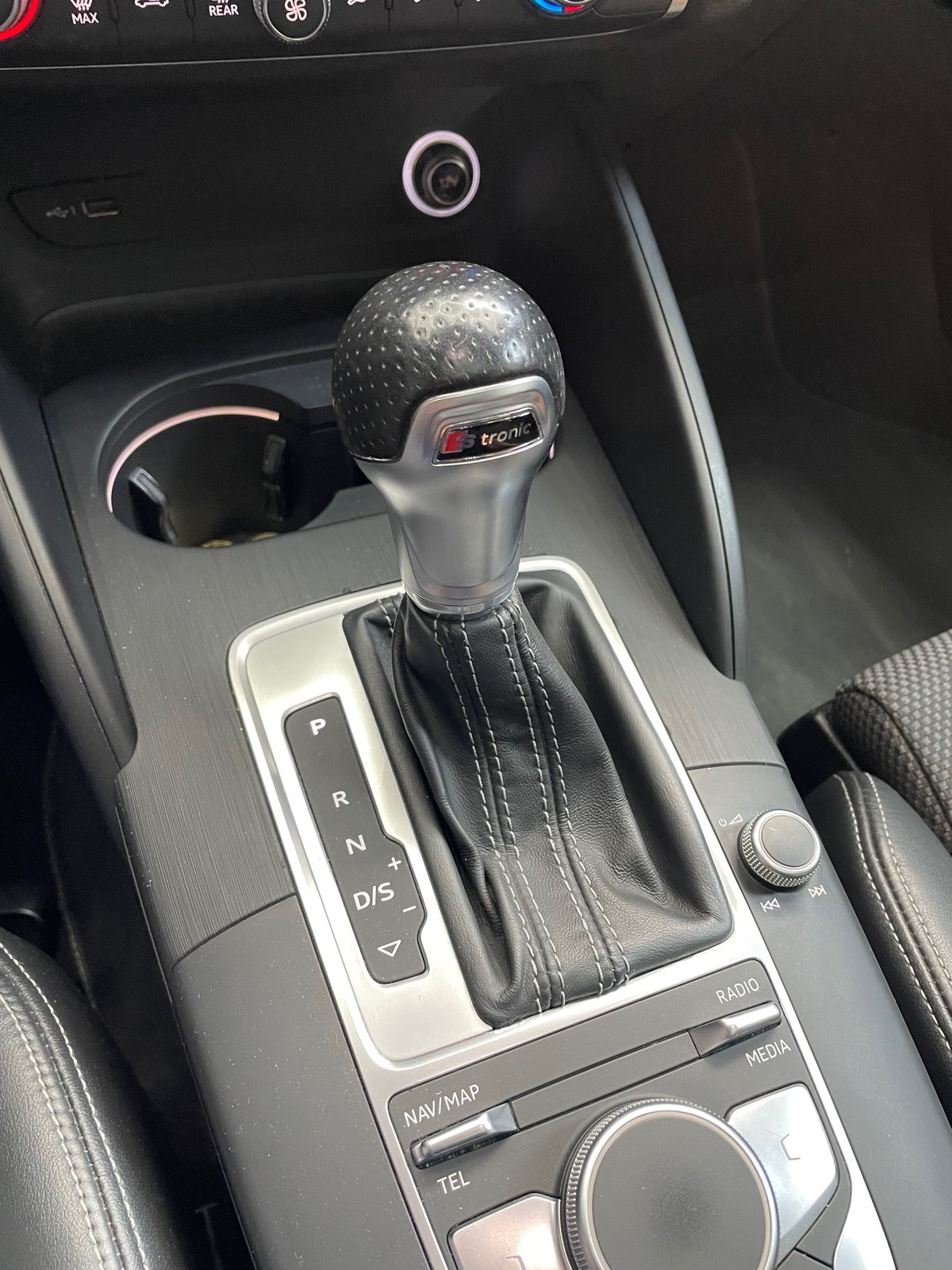 Audi A3 35 TFSI 150ch S Line S Tronic Sportback - Garantie 12 mois ✅