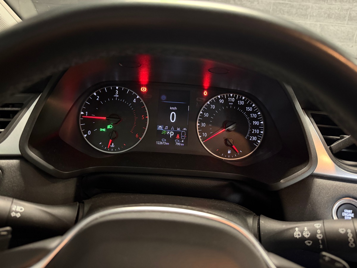 RENAULT Captur dci 115CH EDC Carplay / Camera de Recul