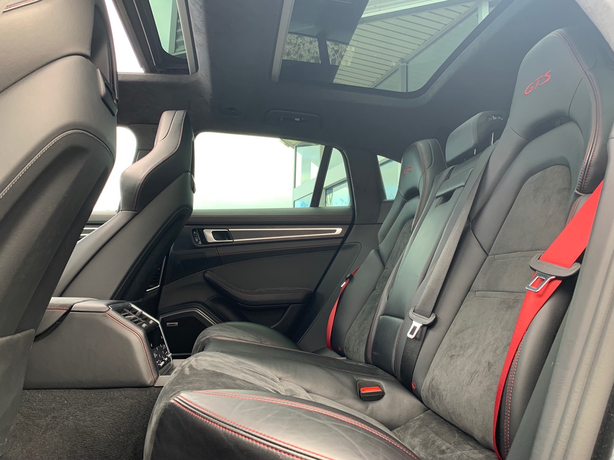 Porsche Panamera Sport Turismo GTS | V8 460 CH | BOSE | Toit panoramique | Garantie 1 AN AGIR *